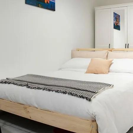 Apartment Altido Cosy Flat For 4 With Parking, Nearby Olmo Lake Como