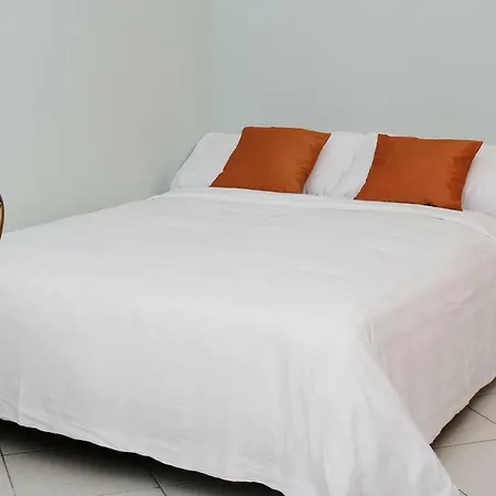 Apartment Altido Cosy Flat For 4 With Parking, Nearby Olmo *